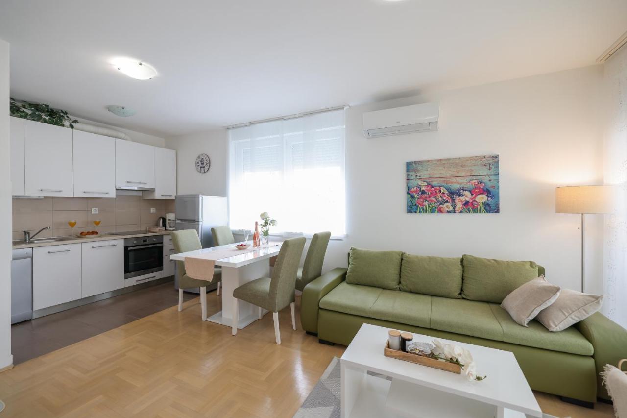 Cozy Niko Apartment - Private Parking And Balcony Задар Экстерьер фото